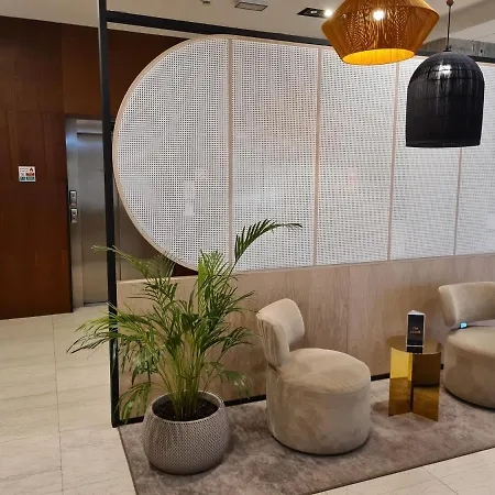 アパート Royal Tulip